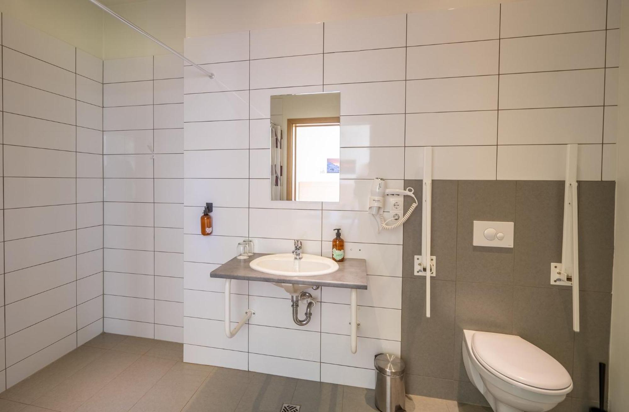 Hotel Eskifjoerthur Экстерьер фото