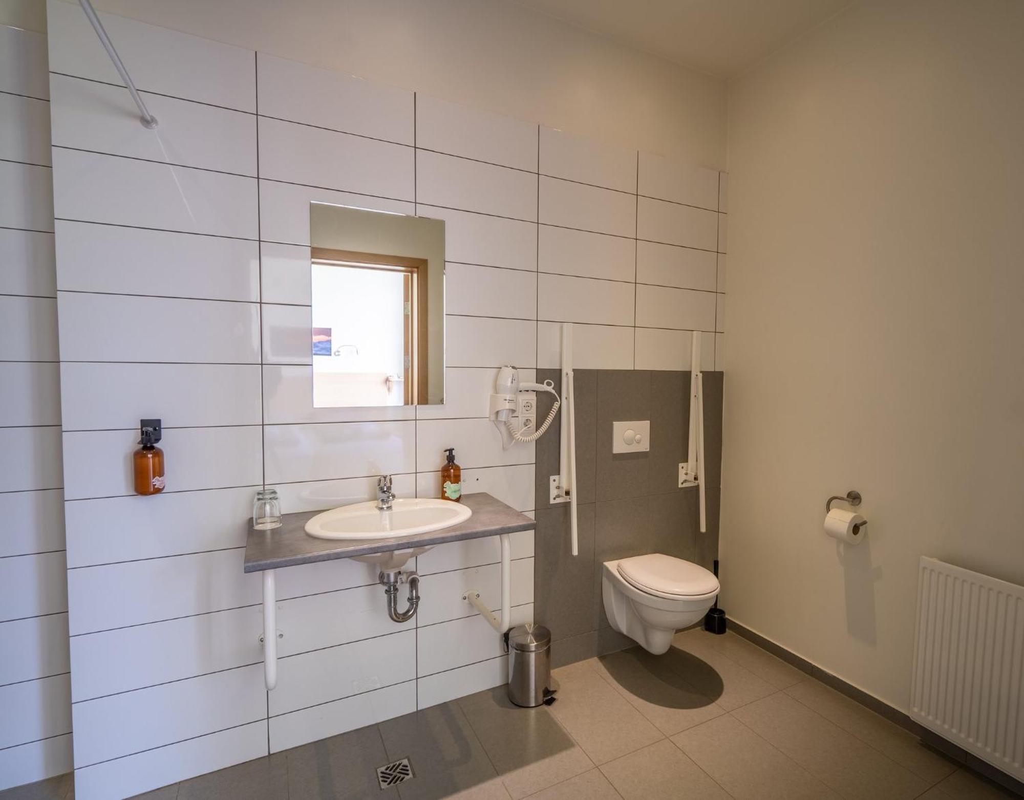 Hotel Eskifjoerthur Экстерьер фото