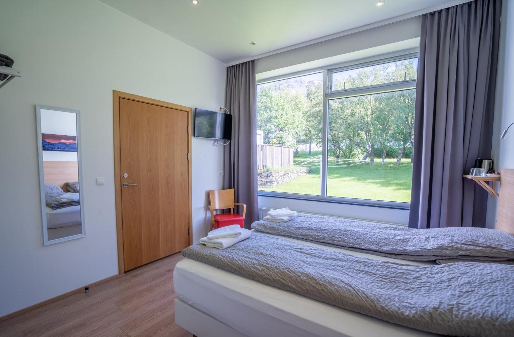 Hotel Eskifjoerthur Экстерьер фото