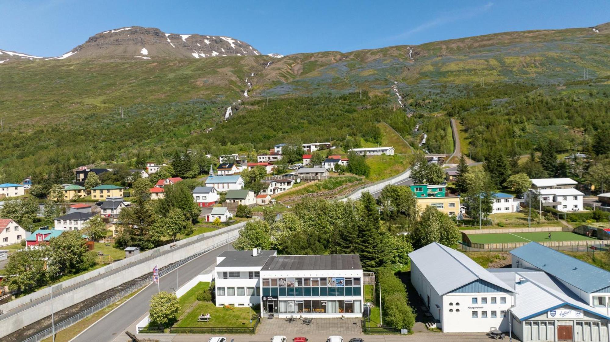 Hotel Eskifjoerthur Экстерьер фото